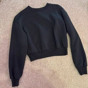 Wild Fable cropped black sweatshirt, size small